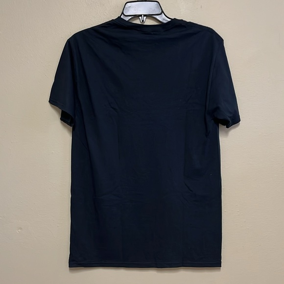 FRIENDS T-Shirt. NWOT! - Picture 4 of 5